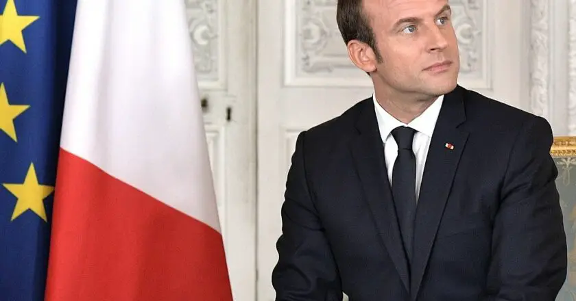 Macron va-t-il évincer la ministre de la culture à cause de ses propos sur Depardieu ?