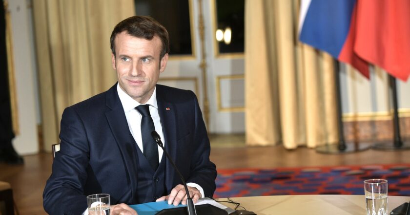 Les Grandes Gueules (RMC) dézinguent Emmanuel Macron