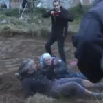 Insolite : Une bonne soeur en vient aux mains et empêche un activiste de dégrader le chantier de Saint-Pierre-de-Colombier