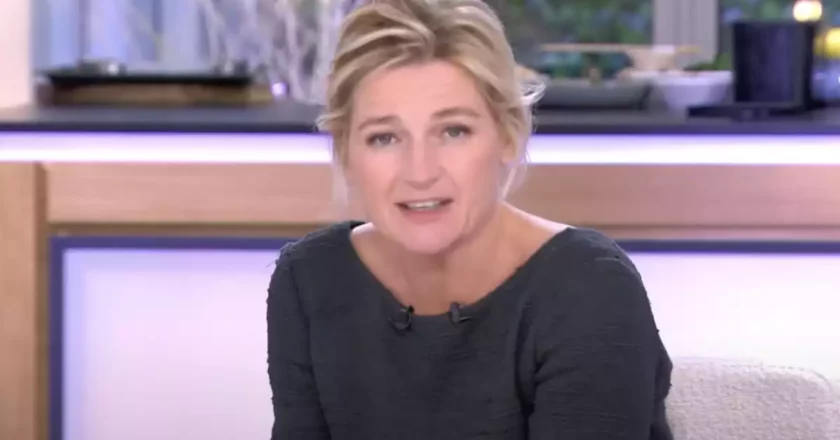 Anne-Elisabeth Lemoine terrifiée par Bertrand Chameroy dans « C à Vous » : découvrez pourquoi