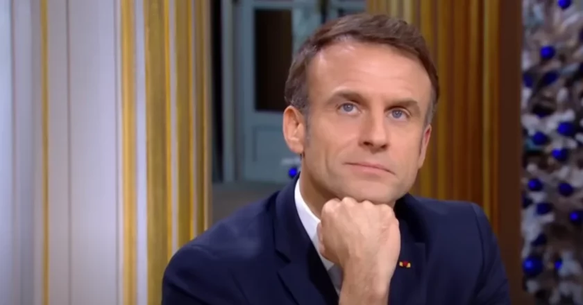 Emmanuel Macron en larmes