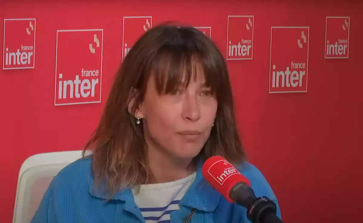 « Bouffon sous kétamine » : Sophie Marceau apprécie ce discours sur…