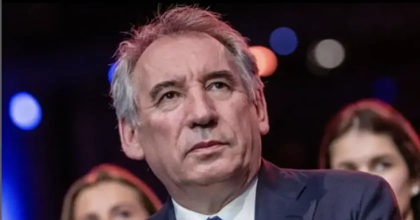 François Bayrou : l’enfant qu’il a giflé en 2002 a été retrouvé !