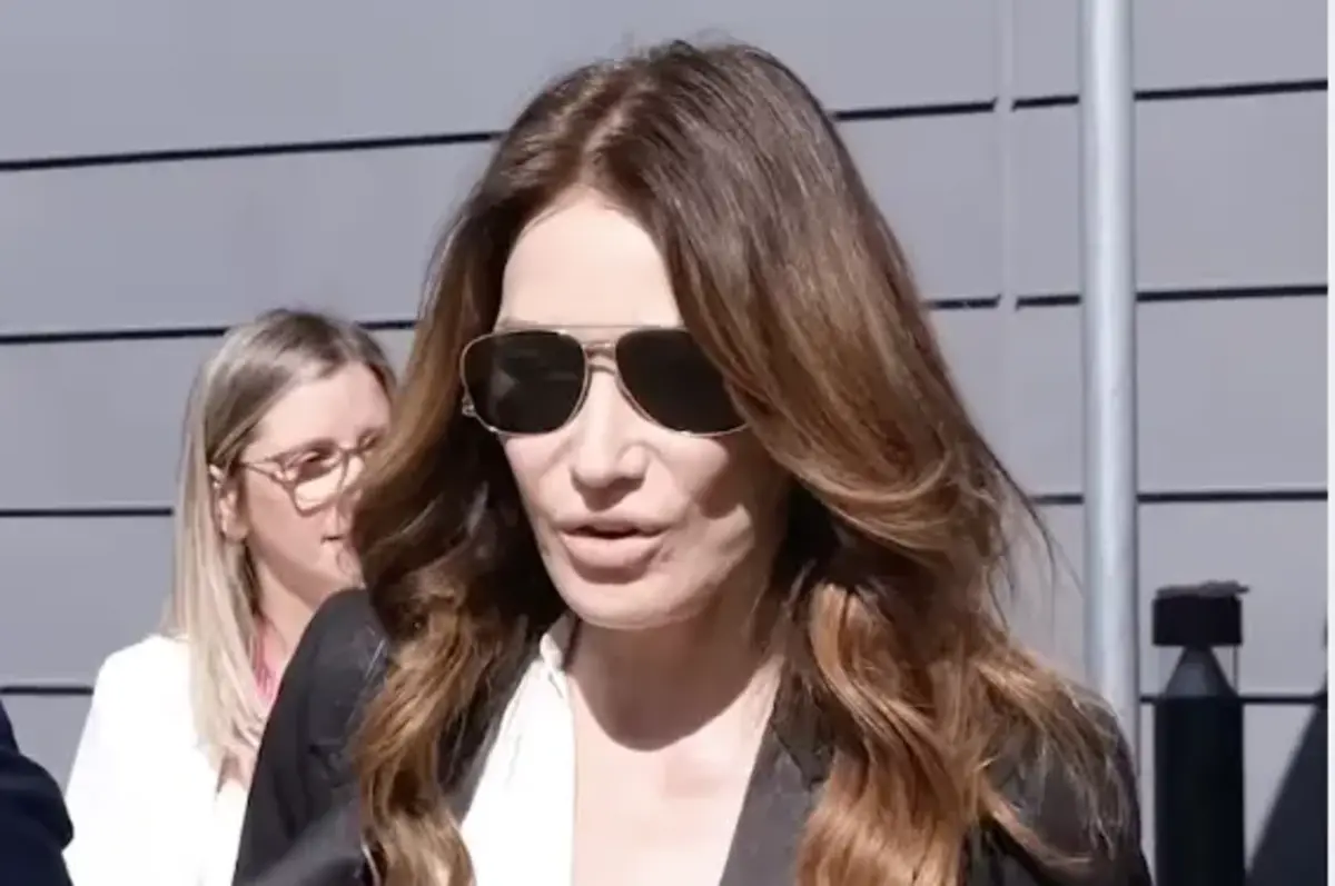 Carla Bruni dévoile ses séances de sport intenses pour un summer body