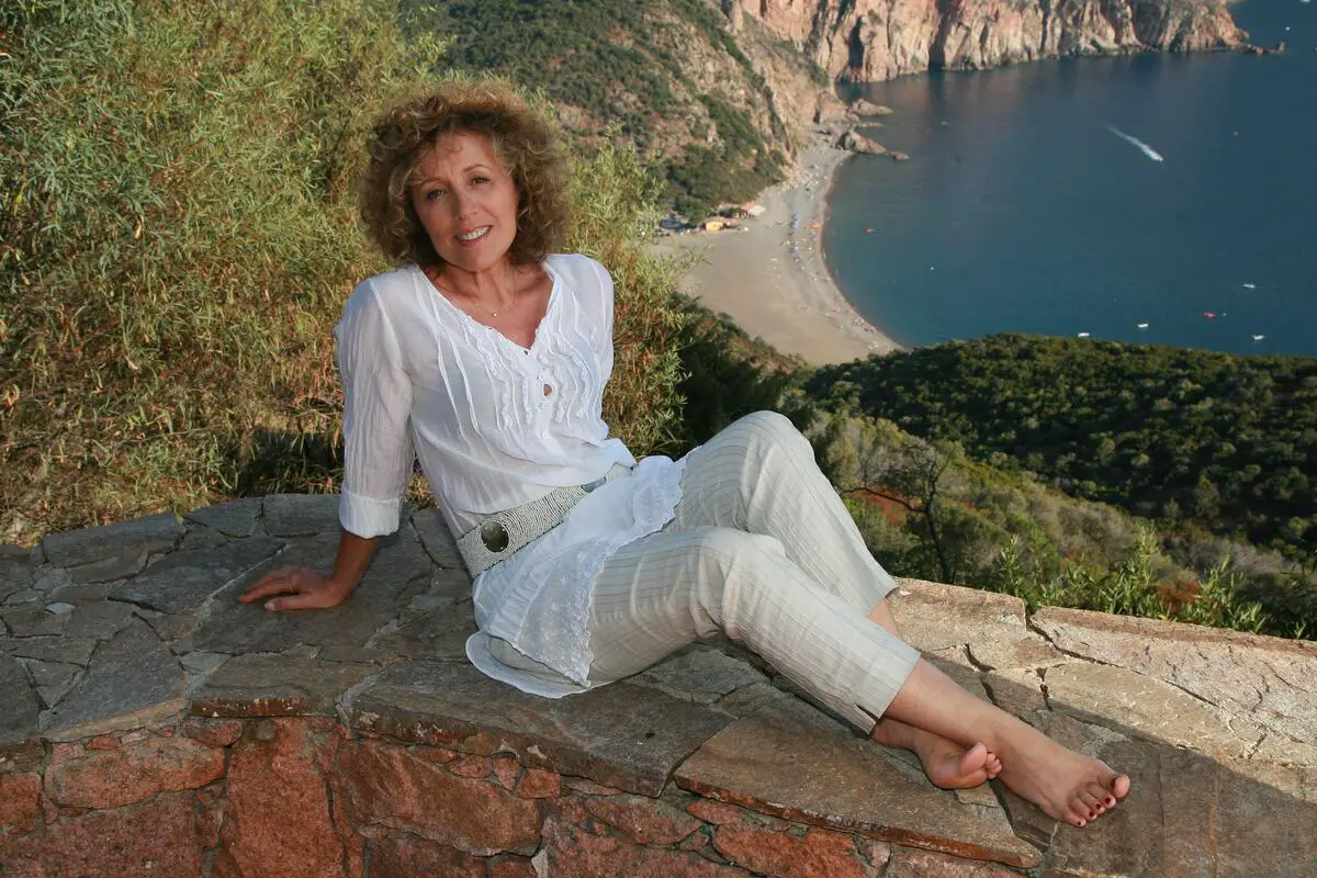 Mireille Dumas évacuée en urgence en pleine émission !