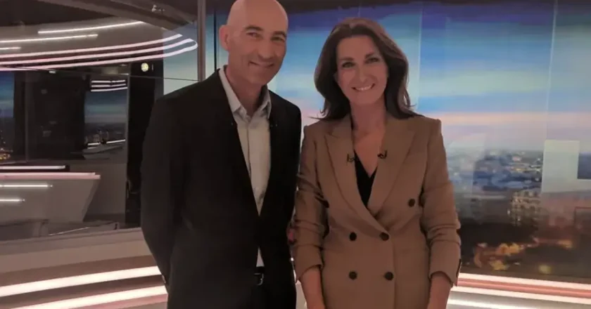 Anne-Claire Coudray célèbre une décennie à la tête du JT de TF1 : « L’authenticité passe par ne pas être trop apprêtée »