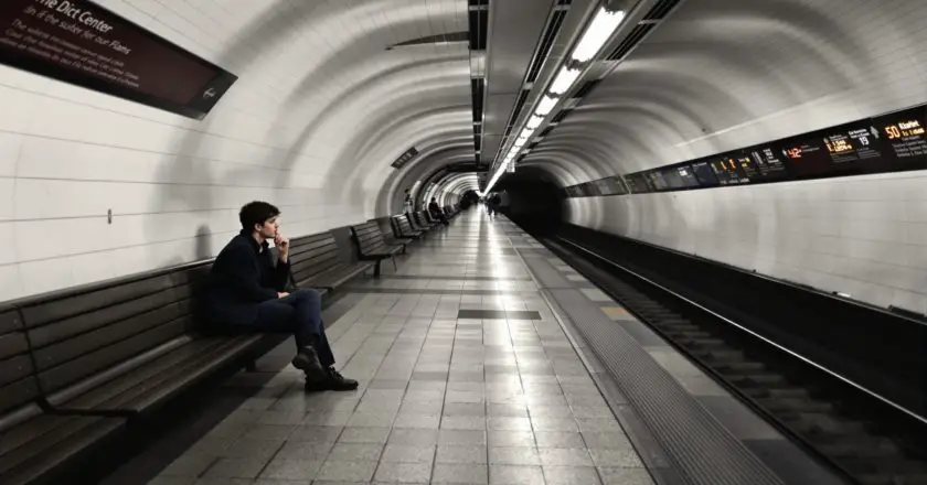 Michel Cymes brise le silence sur son traumatisme d’adolescence : « la main sur les parties génitales »