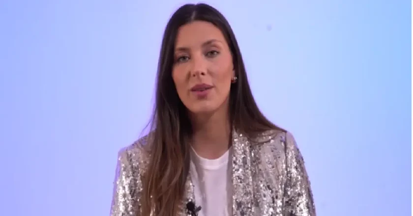 Camille Cerf sous le choc : on lui volé sa couronne devant chez elle