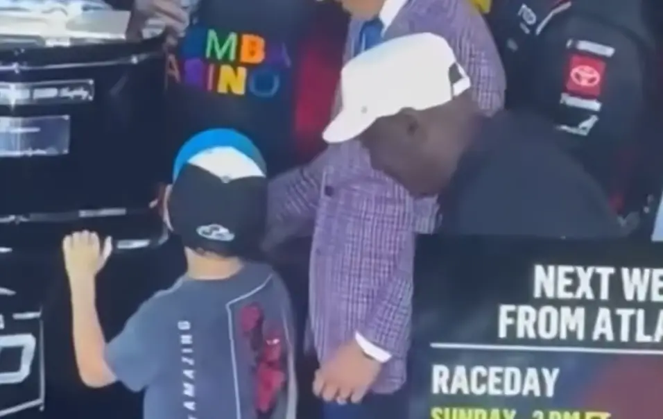 Michael Jordan : Victoire à la Daytona 500 et polémique après un geste maladroit sur un enfant