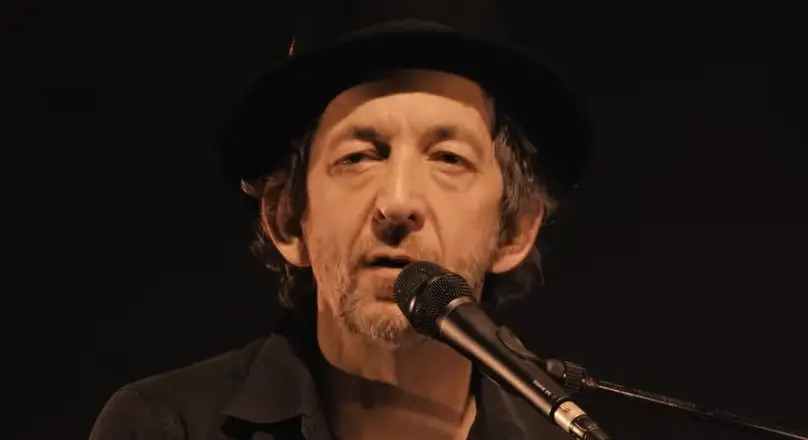 Arthur H regrette les « secrets » de la capitale. Paris a-t-il perdu son âme ?