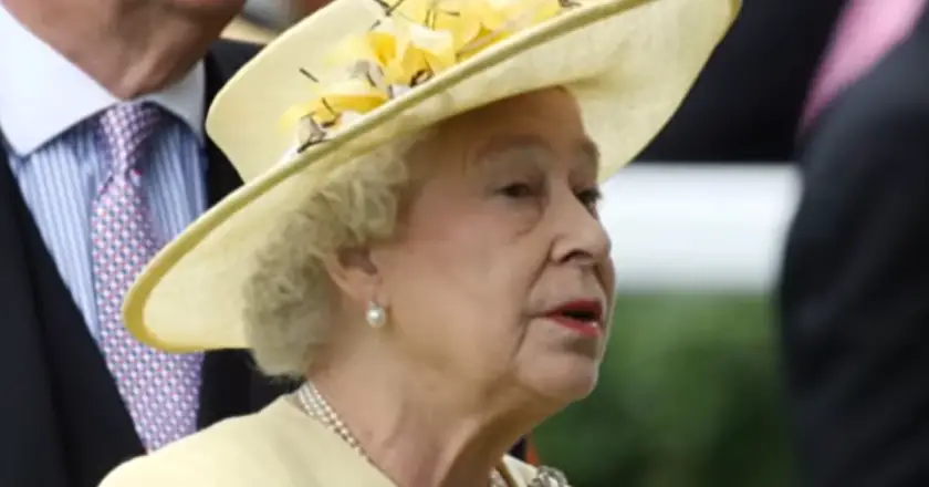 Scandale royal : Sarah Ferguson a-t-elle tenté de cloner les corgis d’Elizabeth II ?