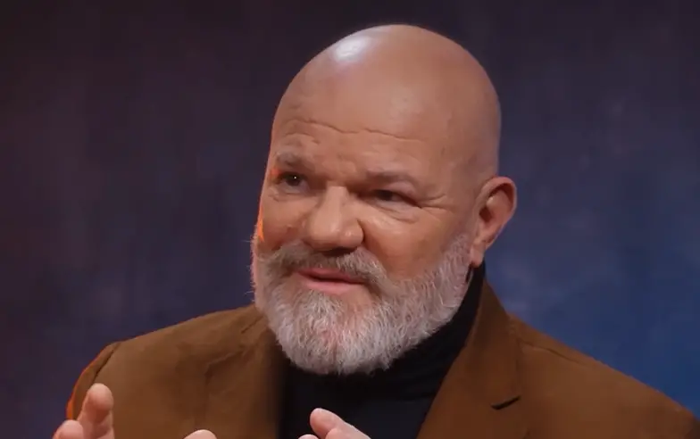 « Ils nous nourrissent » : Le cri du cœur désespéré de Philippe Etchebest pour sauver nos assiettes ! « Ils nous nourrissent » : Le cri du cœur désespéré de Philippe Etchebest pour sauver nos assiettes !