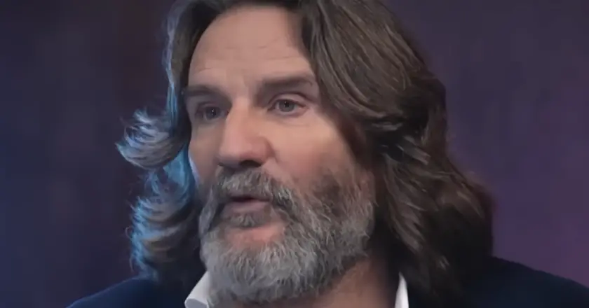 Beigbeder trop ivre pour le plateau : le jour où la vodka a terrassé l’écrivain chez Ardisson