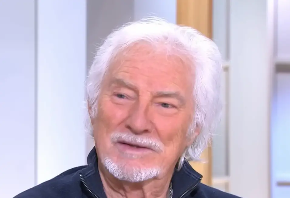 « Je suis vivant ! » : Hugues Aufray dénonce une vaste escroquerie financière sur Facebook