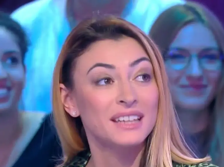 Rachel Legrain-Trapani :son tatouage raté sur les fesses après une soirée trop arrosée