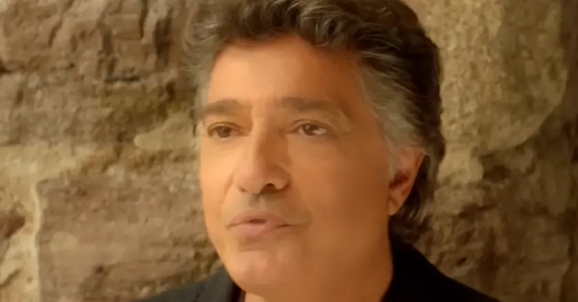 Retraite à 1 000 € : Frédéric François obligé de chanter à 76 ans pour survivre
