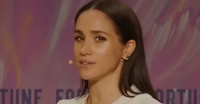 Harry et Meghan : changement d’école pour sécurité renforcée dans les Cotswolds Harry et Meghan : changement d’école pour sécurité renforcée dans les Cotswolds