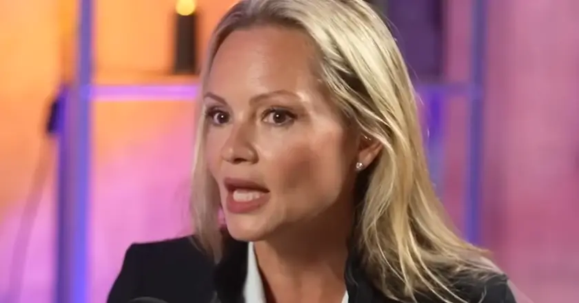 « Insupportable ! » : Béatrice Rosen tacle Émilie Tran Nguyen et Christophe Hondelatte