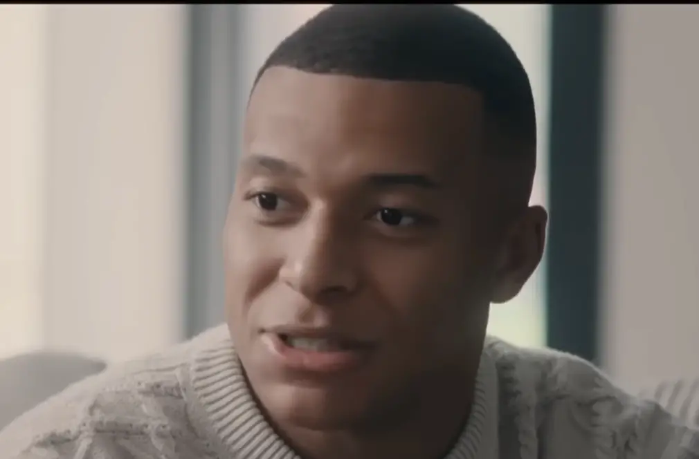 « Il tétait des noix de coco » :Kylian Mbappé insulté par la sénatrice du Paraguay