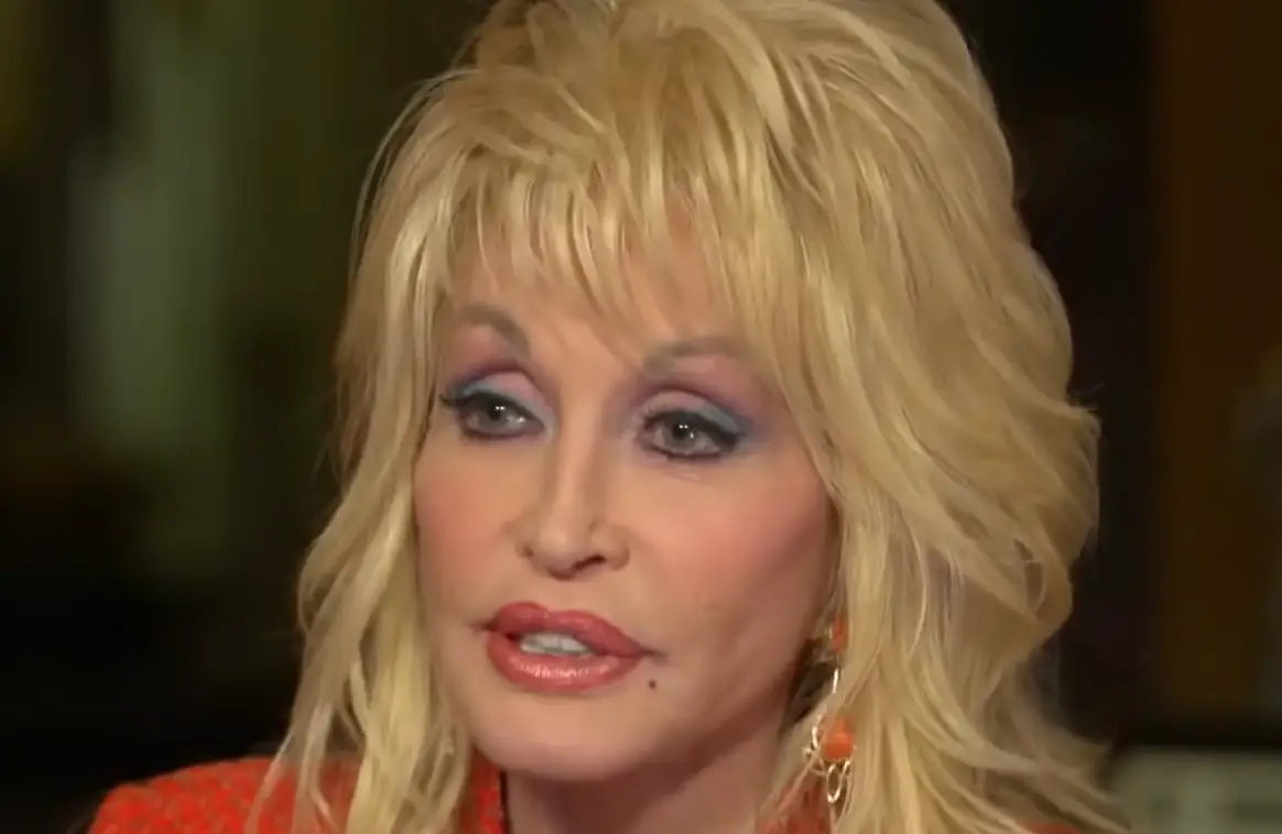 Mort de Dolly Parton : les plus grandes stars lui rendent hommage