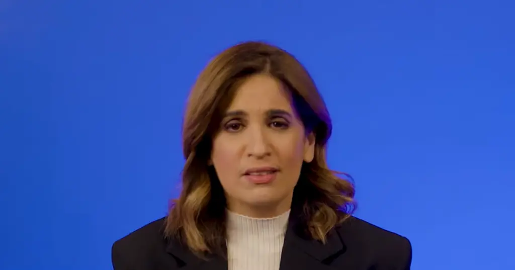 Sonia Mabrouk quitte CNews pour BFMTV : les téléspectateurs crient à la trahison Sonia Mabrouk quitte CNews pour BFMTV : les téléspectateurs crient à la trahison
