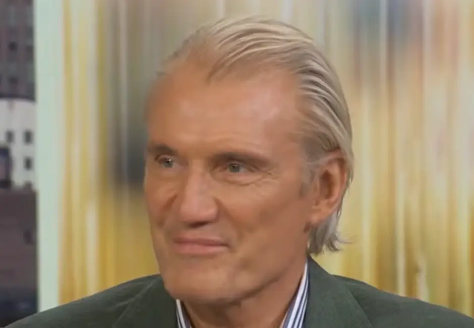 Condamné à mort par erreur : les révélations de Dolph Lundgren sur son projet de suicide Condamné à mort par erreur : les révélations de Dolph Lundgren sur son projet de suicide